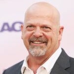 rick-harrison-net-worth:-how-much-money-the-‘pawn-stars’-host-has