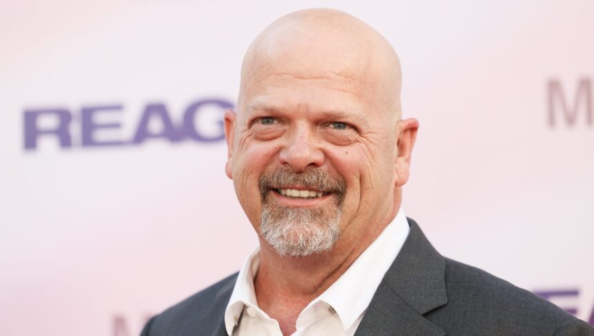 rick-harrison-net-worth:-how-much-money-the-‘pawn-stars’-host-has