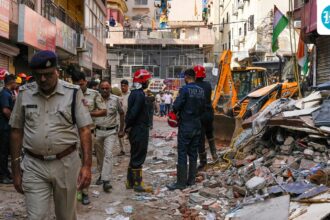 collapse-at-1:30-pm-to-night-long-rescue:-blow-by-blow-of-delhi’s-satya-niketan-pg-tragedy