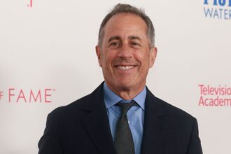 portuguese-artists-drop-out-of-jerry-seinfeld-headlined-festival
