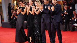 venice-home-crowd-gives-italian-horror-‘the-spiral’-9-minute-standing-ovation