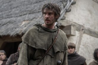 why-andrew-garfield-says-billionaires-should-be-“scared-sh**less”-by-‘the-uprising’