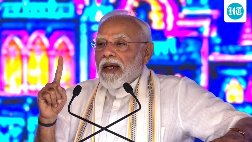 not-jhoot-ki-goonj,-youth-marches-ahead-with…’:-pm-modi’s-dig-at-rahul-gandhi-in-vadodara