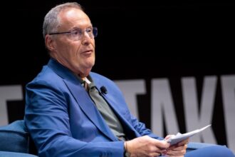 netflix-circling-andres-cantor-for-2027-fifa-women’s-world-cup-coverage