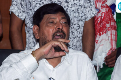 vhp’s-call-to-bar-muslims-from-navratri-events-‘against-the-constitution’,-says-union-minister-athawale