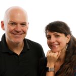 meet-hollywood-life’s-resident-relationship-experts:-the-married-therapists-who-have-measured-58,000-relationships