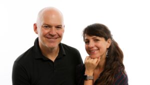 meet-hollywood-life’s-resident-relationship-experts:-the-married-therapists-who-have-measured-58,000-relationships