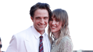 suki-waterhouse-is-open-to-“nepo-babying”-her-and-robert-pattinson’s-daughter-if-she-pursues-a-hollywood-career