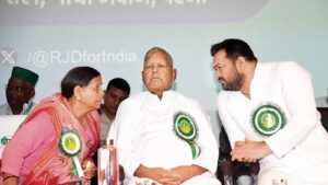 delhi-court-orders-framing-of-charges-against-lalu-prasad,-rabri-devi,-tejashwi-yadav-in-irctc-hotel-scam-case