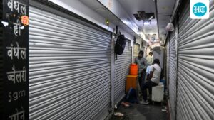 mcd-crackdown-on-illegal-buildings:-56-jewellery-shops-in-chandni-chowk-sealed,-owners-say-goods-worth-crores-locked
