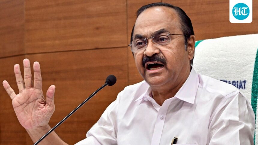 keralam-cm-slams-‘hindi-imposition’-at-women’s-panel-workshop-as-mlas-walk-out:-‘strikes-at-core-of-constitution’