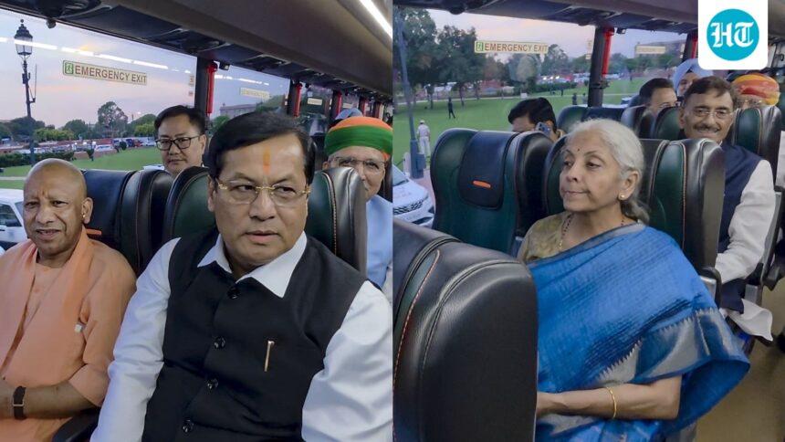 union-ministers-and-bjp-cms,-including-amit-shah-and-yogi-adityanath,-head-to-brics-gala-dinner-in-buses-|-watch