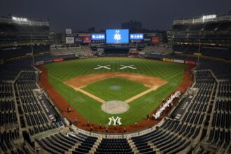 what-happened-at-yankee-stadium?-fan-with-palestinian-flag-tackled-during-9/11-game