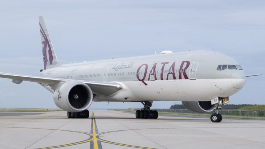 what-happened-on-qatar-airways-flight-va7?-2-men-restrained-midair-after-gun-threat