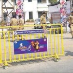 maharashtra:-sangli-poster-row-turns-violent,-7-injured;-shops,-vehicles-damaged