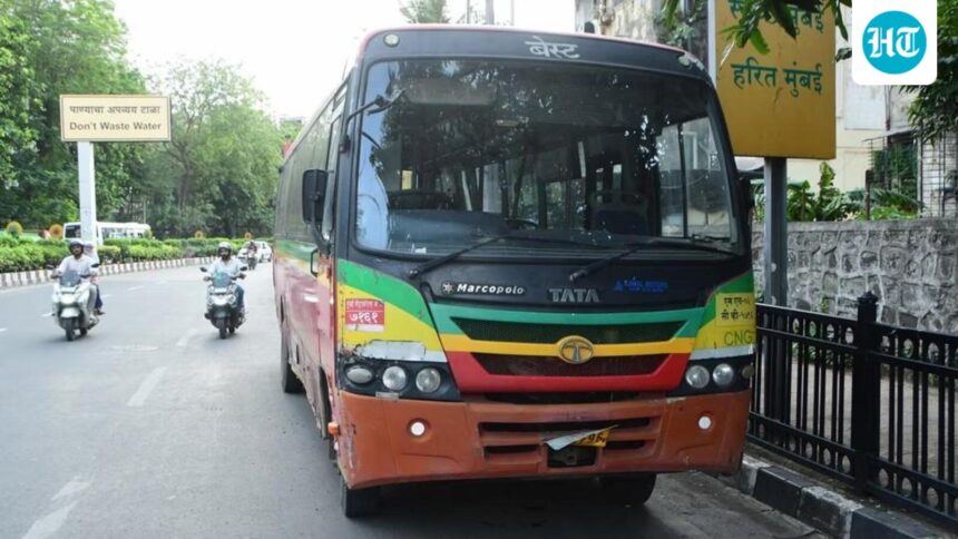 wet-lease-best-bus-catches-fire-in-chembur,-no-one-injured