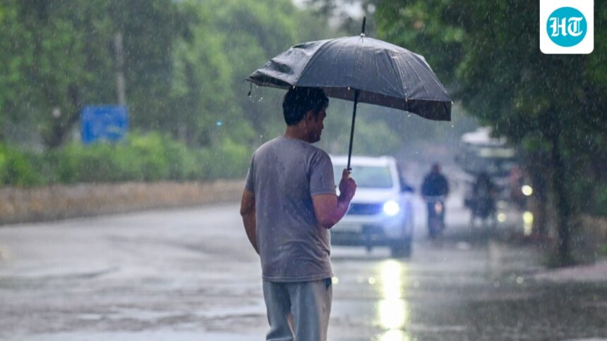 imd-forecasts-heavy-rain-across-gujarat,-maharashtra-and-several-states