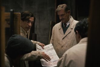 ‘words-are-weapons’:-michael-r.-roskam-on-turning-a-wwii-fake-newspaper-prank-into-a-heist-movie