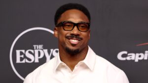 myles-garrett’s-injury-updates:-the-rams-player’s-recovery,-surgery-&-more