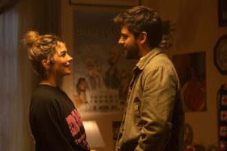 ‘all-that-she-wants’-review:-annie-murphy-is-all-that-in-a-fizzy-rom-com that-works-best-when-it-isn’t-trying-too-hard