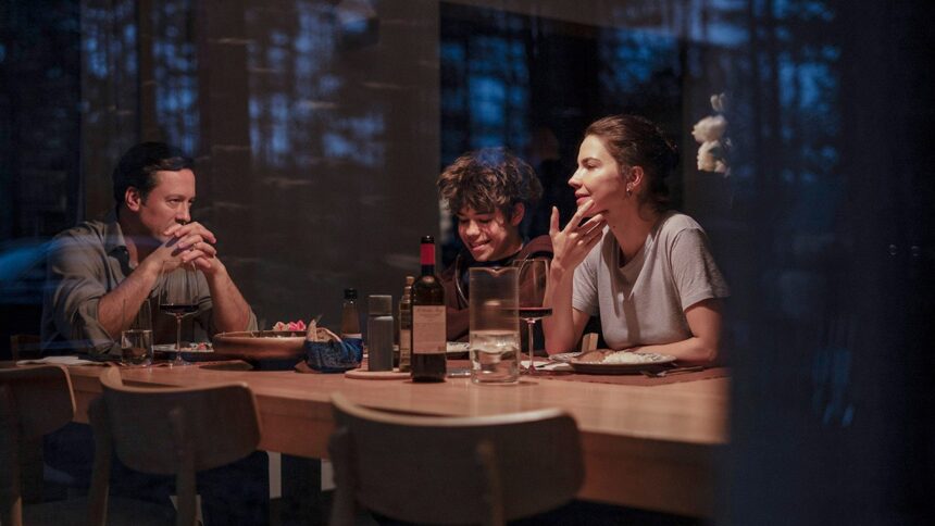 meet-‘minotaur’:-watch-the-exclusive-trailer-for-the-cannes-winning-political-thriller