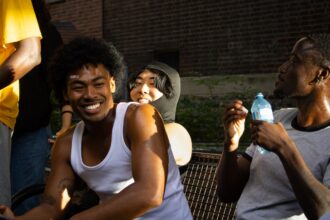 ‘sunburn’-director-on-warm,-hangout-drama:-“i-really-wanted-to-make-a-film-like-that-for-the-’hood”