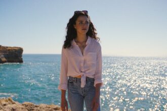 ‘love-of-your-life’-review:-margaret-qualley-eats,-grieves-and-loves-in-an-unpersuasive-romantic-travelogue
