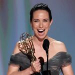 ‘widow’s-bay’-star-kate-o’flynn-wins-first-emmy-for-supporting-comedy-actress:-“role-of-a-lifetime”