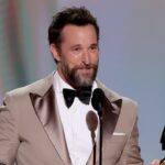 ‘the-pitt’-star-noah-wyle-wins-second-straight-emmy-for-best-actor-in-a-drama-series