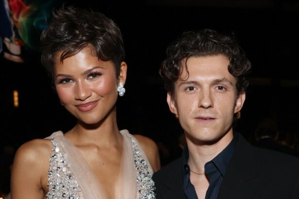 inside-zendaya’s-2026-emmys:-date-night-with-tom-holland,-surprise-dinner-invite-and-that-pixie-cut