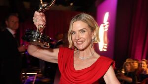 who-is-rhea-seehorn?-5-things-to-know-about-the-emmy-winning-‘pluribus’-star