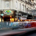 fda-suspends-licence-of-mumbai’s-cafe-mondegar-for-food-safety-violations