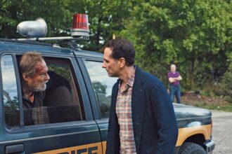 how-‘widow’s-bay’-went-from-almost-not-getting-made-to-emmys-dominance