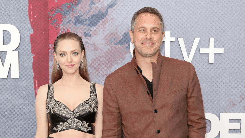 amanda-seyfried-splits-from-thomas-sadoski-after-nearly-10-years-of-marriage