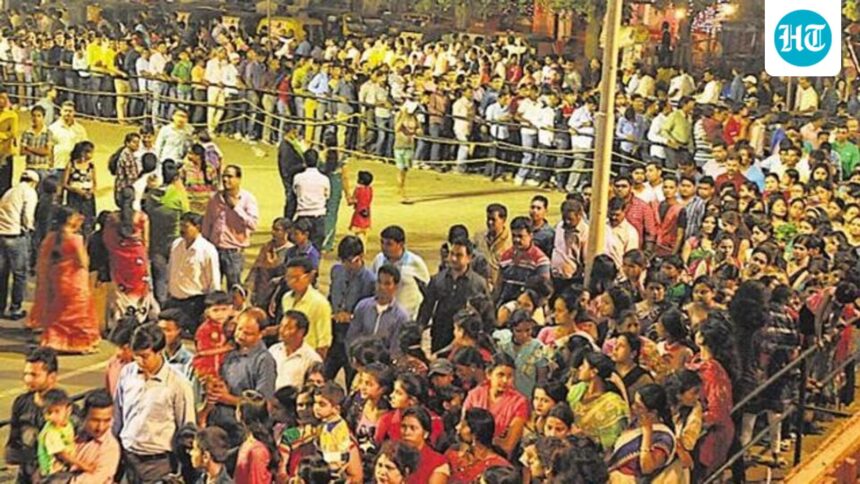 kolkata-police’s-orange-t-shirt-tender-for-durga-puja-volunteers-sparks-row