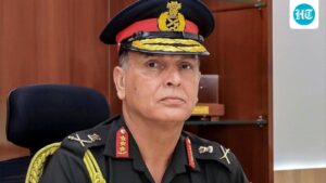army-chief-begins-russia-visit-to-boost-military-ties