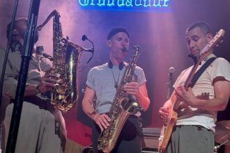 bleachers-bring-out-the-chicks-to-end-five-nights-of-underplays-at-the-troubadour