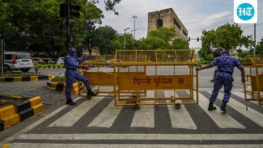 ‘how-can-there-be-a-blanket-ban?’-delhi-hc-to-cops-over-protest-refusal-at-jantar-mantar