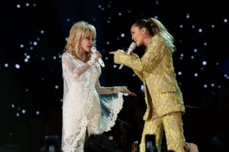 miley-cyrus-reveals-final-conversation-she-had-with-dolly-parton:-“she-was-always-right”