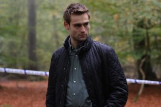 “this-is-so-uncomfortable”:-douglas-booth-on-putting-britain’s-police-misogyny-problem-on-tv