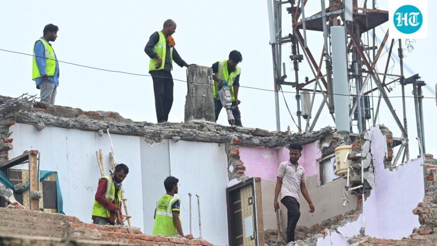 mcd-action-continues-after-satya-niketan-tragedy:-397-properties-face-demolition-in-13-days