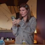 ‘youth’-review:-sharon-horgan’s-hbo-comedy-is-a-fun,-frisky,-bracingly-honest-portrait-of-midlife