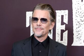 ethan-hawke-talks-making-‘the-weight’-the-hard-way-and-potential-‘black-phone’-trilogy