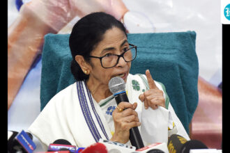 mamata-banerjee-moves-supreme-court-against-eci-freeze-on-tmc-symbol