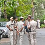 2-workers-die-after-falling-from-19th-floor-at-gurugram-construction-site:-cops