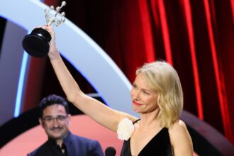 naomi-watts-dedicates-donostia-award-to-her-‘mulholland-drive’-director-david-lynch:-“i-miss-you”