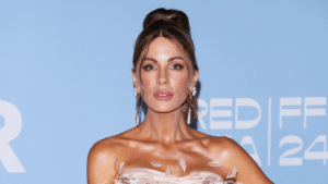 kate-beckinsale-shares-cryptic-“i-give-up”-message-on-instagram,-leaving-fans-concerned