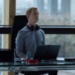 jeremy-strong-treated-his-‘social-reckoning’-co-stars-“the-way-he-imagines”-mark-zuckerberg-treats-people,-aaron-sorkin-says