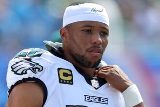 what-happened-to-saquon-barkley?-injury-update-after-leaving-titans-game