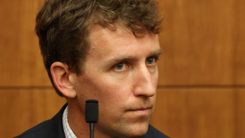 what-time-is-‘60-minutes’-on-tonight?-how-to-watch-patrick-clancy’s-interview